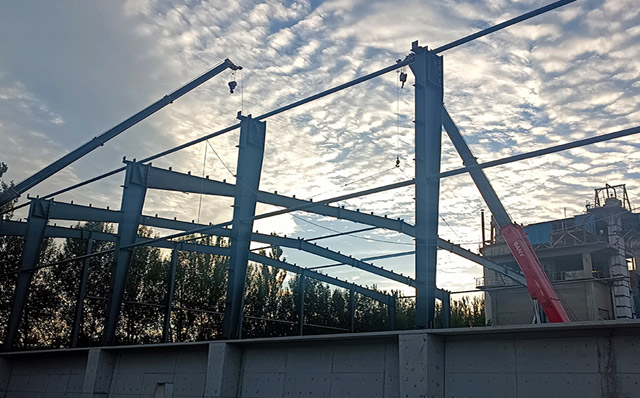 長春鋼結(jié)構(gòu)廠家在城市基礎設施建設中的重要作用：助力城市發(fā)展與現(xiàn)代化